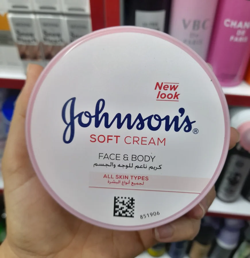 کرم جانسون Johnson’s مرطوب کننده صورت و بدن